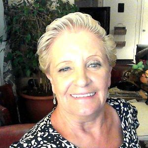 Meet your Posher, Cynthia